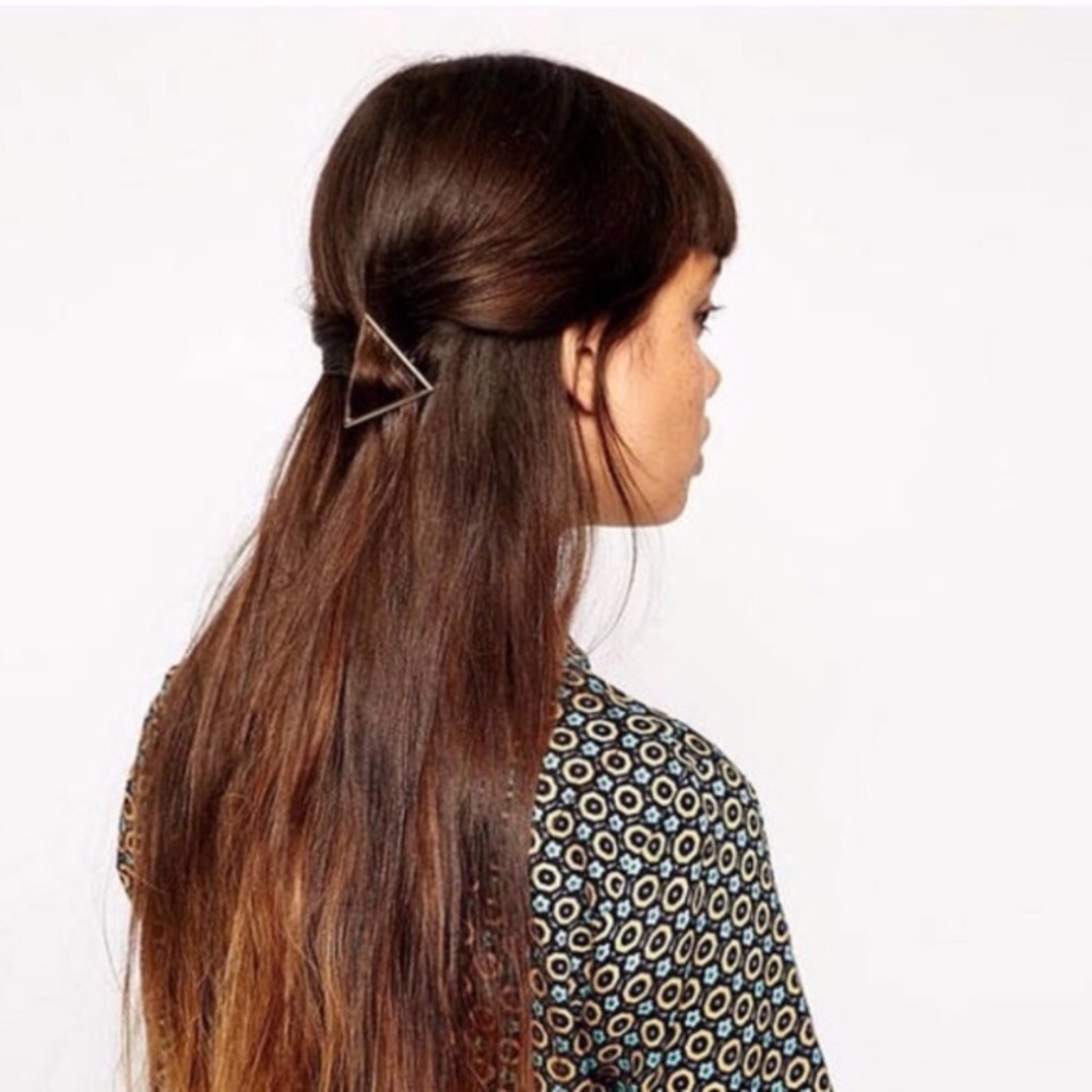 Gold Triangle Hair clip